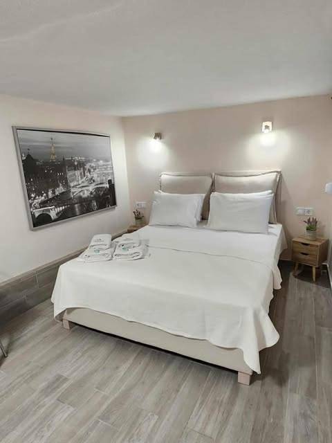 Venias Rooms in North Aegean Islands
