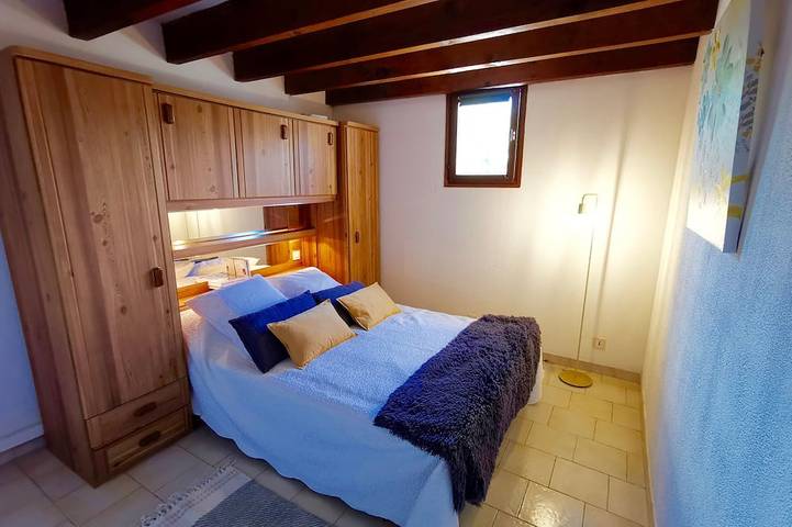 Ganze Wohnung, F2, klimatisiert, Meerblick, 100 m vom Strand entfernt in Tiuccia, Calcatoggio