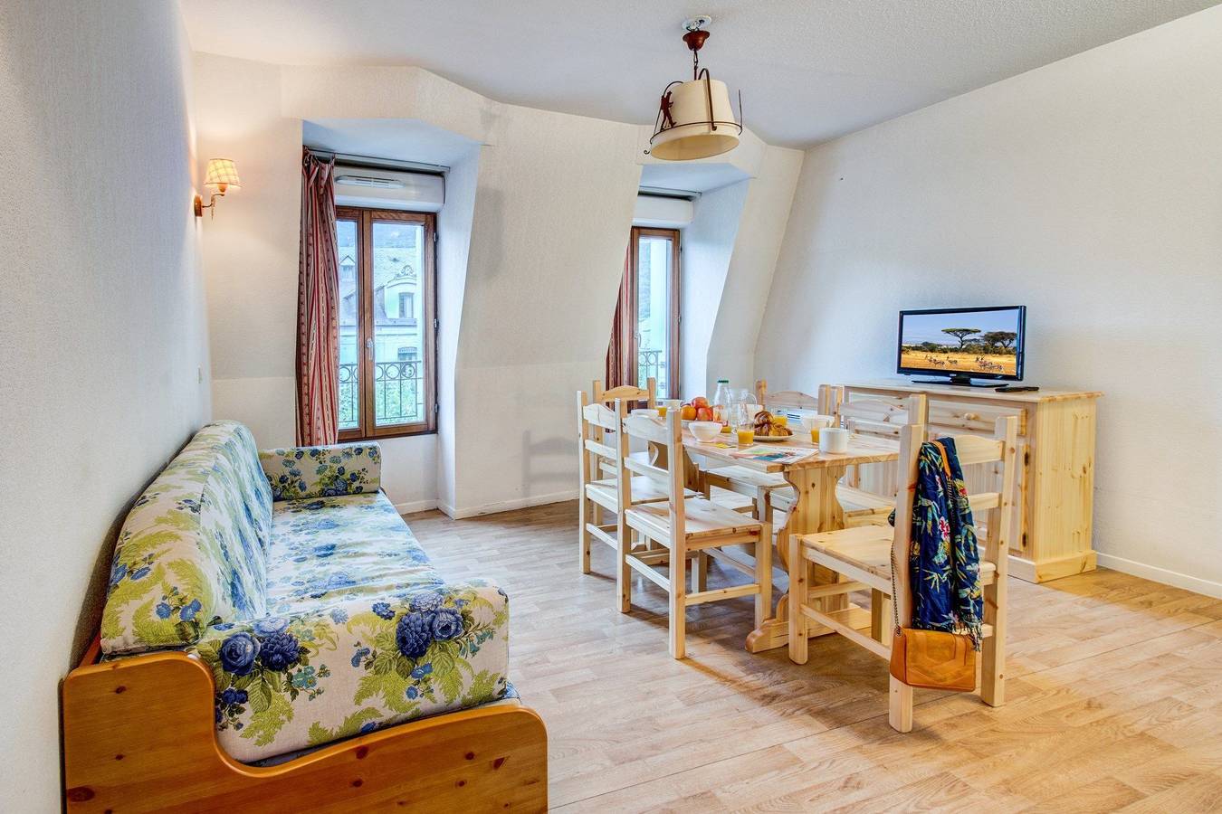 Appartement entier, Appartement de vacances pour 7 personnes in Bagnères-De-Luchon, Pyrénées