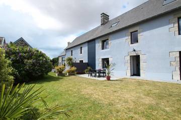 Gîte pour 5 personnes, avec terrasse et jardin à Lingreville