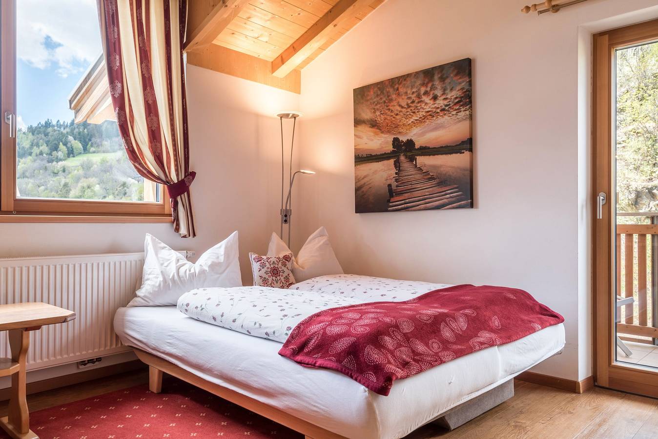 Entire apartment, Apartment 'Huberhof - Rubens' with Mountain View, Garden & Wi-Fi in Pedraz, Dolomiti Superski