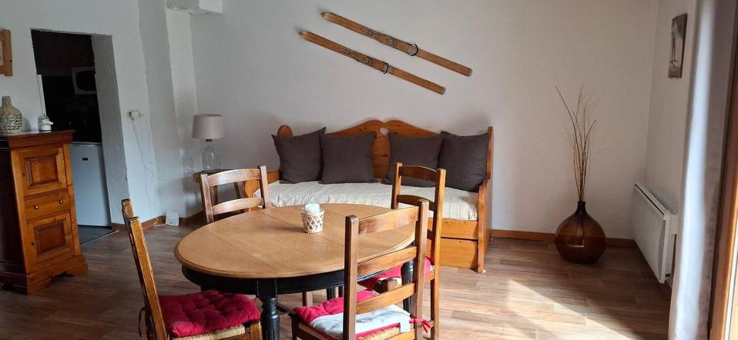 Gîte pour 4 personnes, avec terrasse et vue à Aillon-le-Jeune - 4