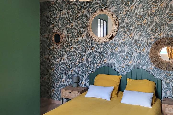 Location de vacances pour 2 personnes à Colombier-le-Vieux - 2