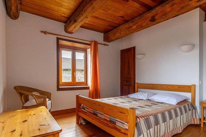 Location de vacances pour 6 personnes, avec balcon et jardin à Marsac-en-Livradois - 4