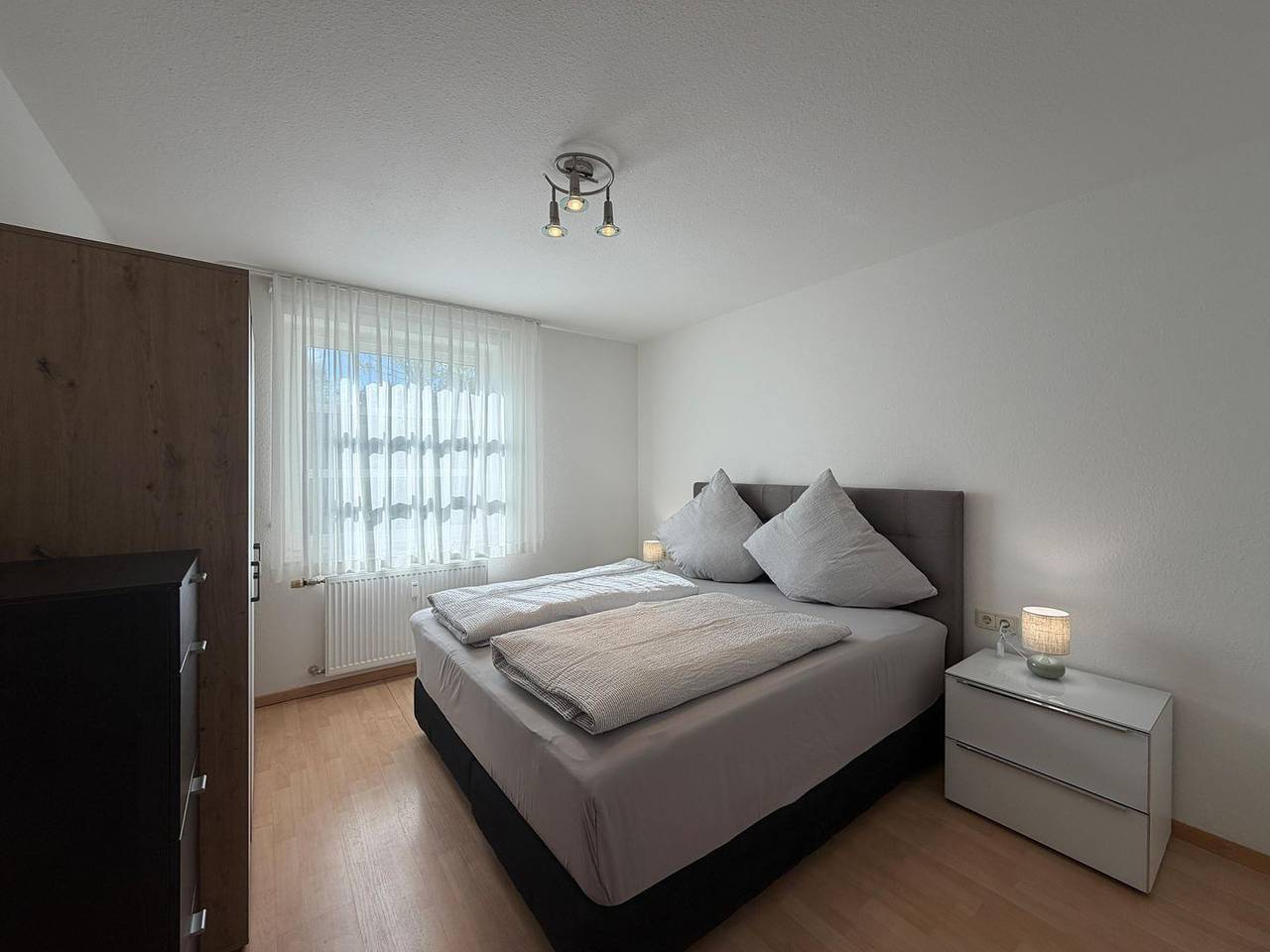 Ganze Wohnung, Seegarten Apartment 4 mit Sauna, Indoor-Pool und Terrasse am Bodensee in Hagnau am Bodensee, Region Bodensee-Oberschwaben