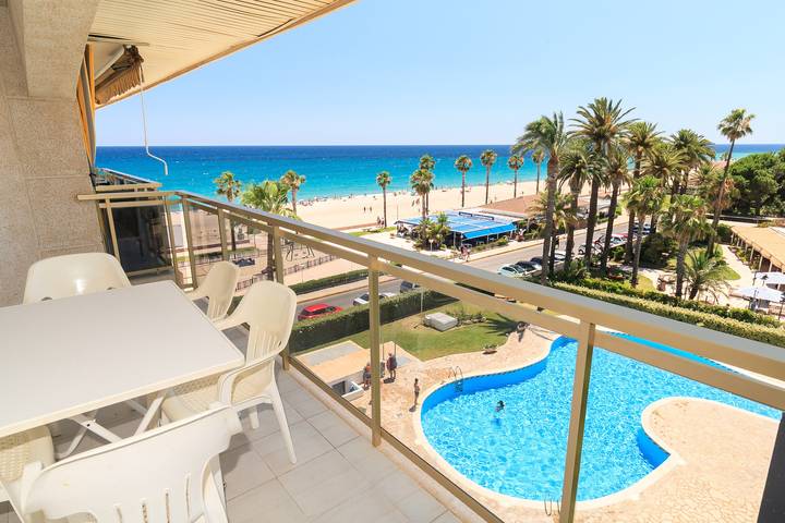 Ferienwohnung für 6 Personen, mit Terrasse und Garten sowie Kinderpool, kinderfreundlich in Mont-roig del Camp - 2