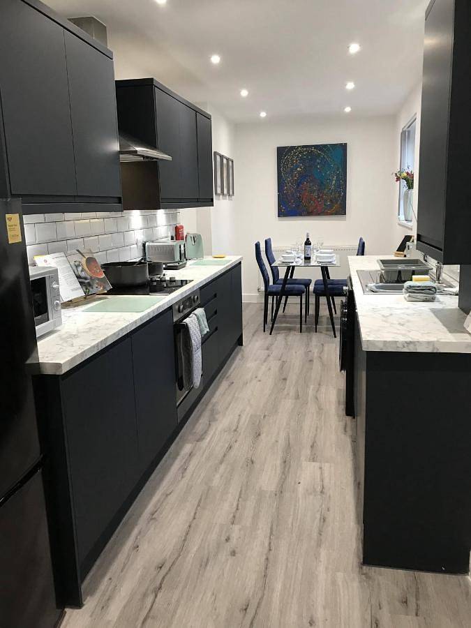 Location de vacances pour 6 personnes, avec vue et terrasse à Bury