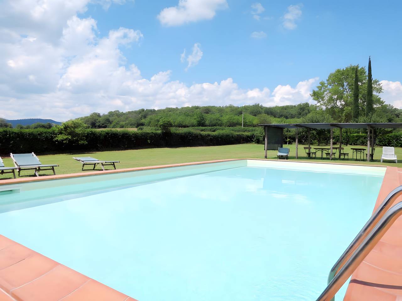 Ganze Wohnung, Ferienhaus 'San Michele - Capanna Scopi' mit Bergblick, Wlan und Klimaanlage in Montieri, Grosseto Provinz