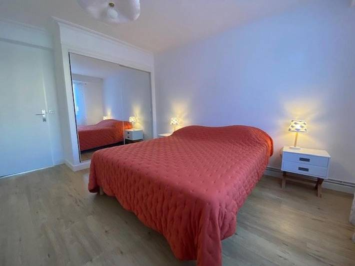 Gîte pour 4 personnes, avec terrasse dans Plage du Pigeonnier - 4