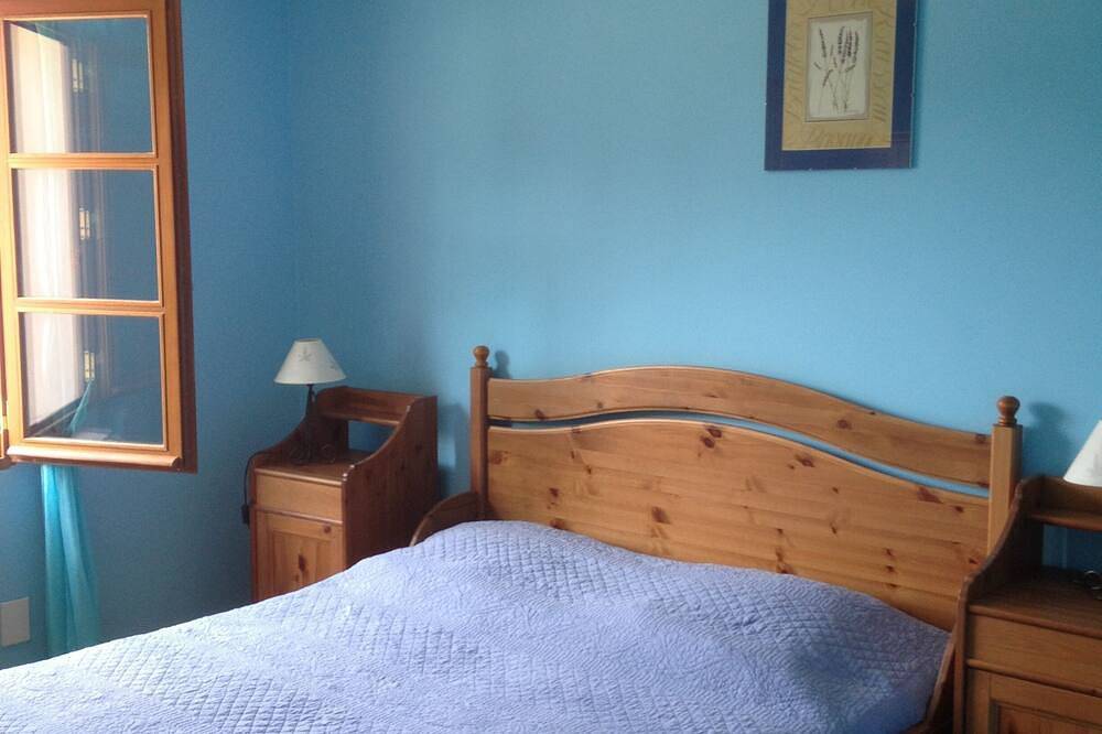 Eyragues: house / villa - Eyragues in Eyragues, Arles region