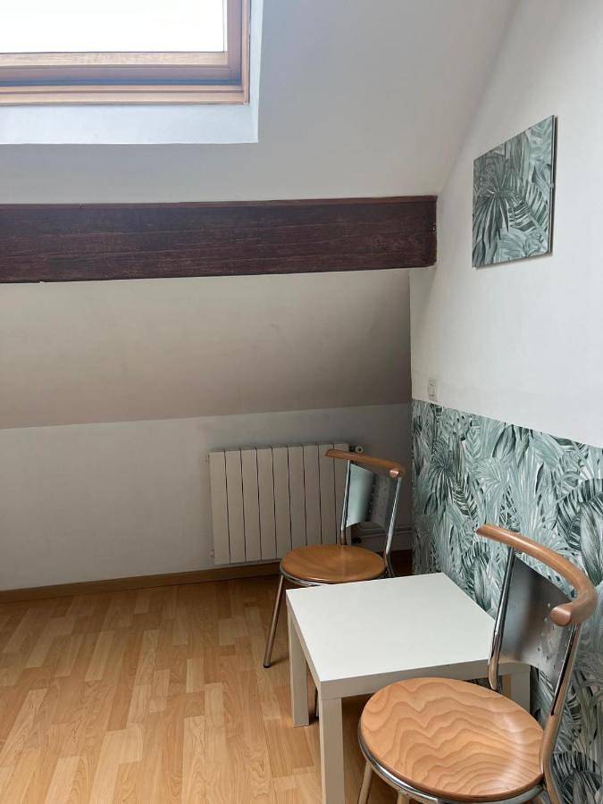 Appartement entier, Two-Bedroom Apartment in Évry-Courcouronnes, Essonne