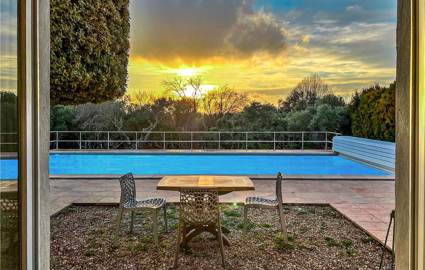 Appartement de vacances entier, Location climatisée avec piscine et parking à Ginasservis in Ginasservis, Région de Brignoles