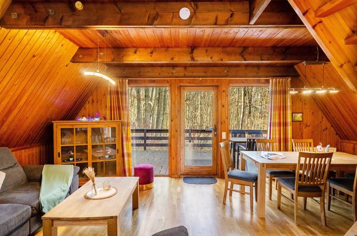 Ferienhaus für 6 Personen, mit Garten in Hessen