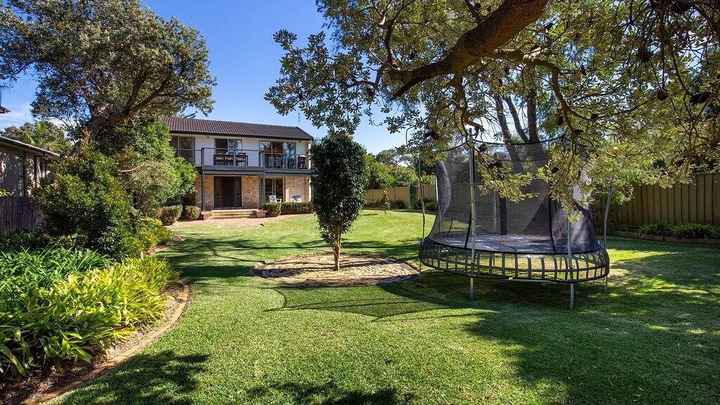 Surfspray - Pet Friendly - Absolute Beachfront in Culburra, Culburra Beach