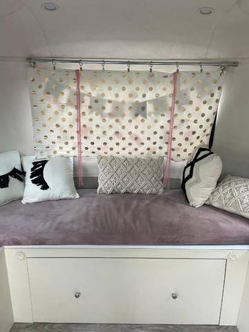 Cottage pour 3 personnes, avec vue ainsi que terrasse et jardin, animaux acceptés à Archamps