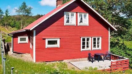 Ferienhaus für 6 Personen, mit Ausblick und Terrasse in Bømlo