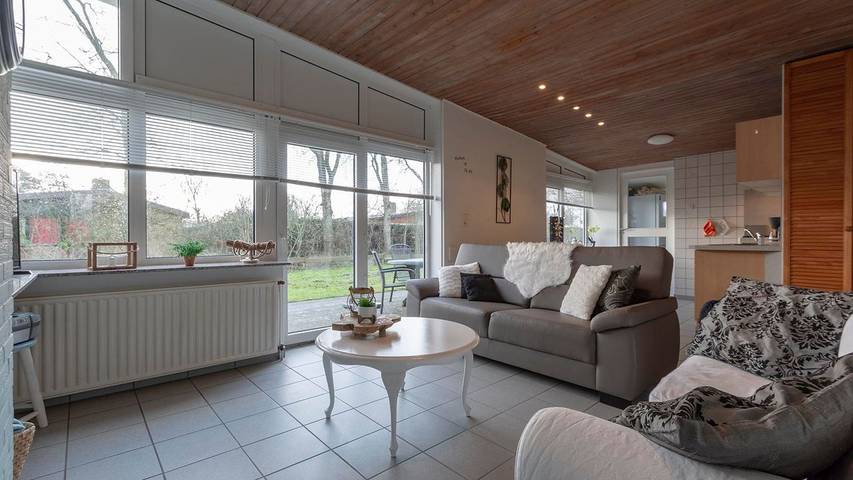 Vakantiehuis voor 12 personen, met terras en tuin in Sint Maartensvlotbrug