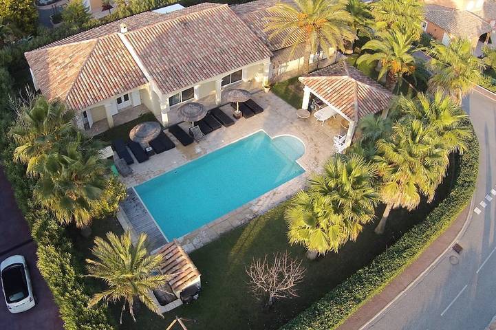 Maison de vacances pour 14 personnes, avec jardin et jacuzzi à Saint-Raphaël