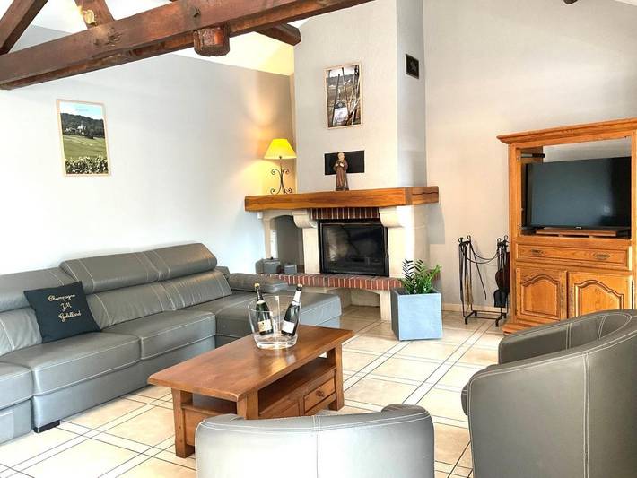 Location de vacances pour 8 personnes, avec Jacuzzi ainsi que Terrasse et Vue à Hautvillers