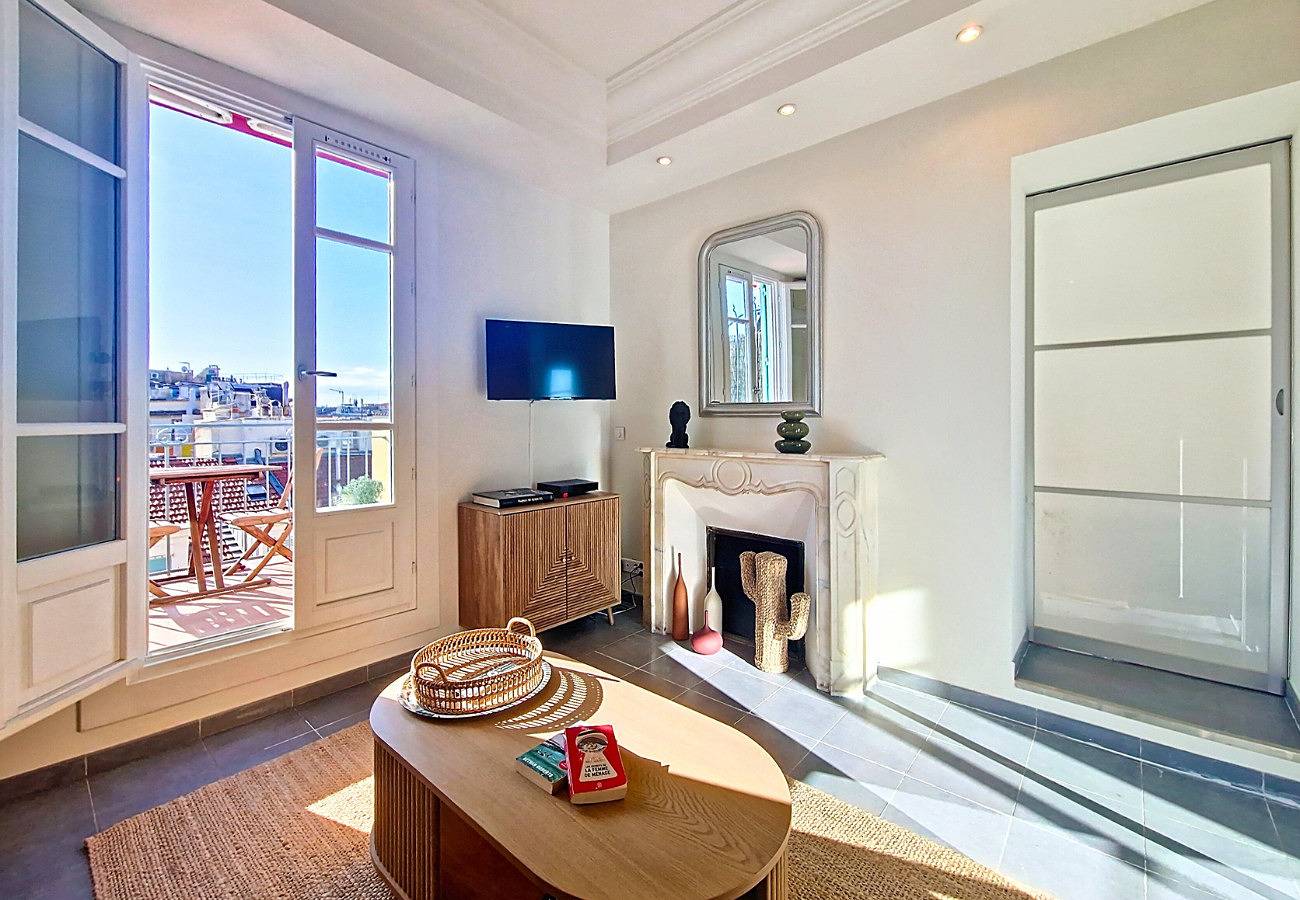 Appartement entier, N&J  - Riviera Jaures  - Terrasse - Proche Vieille Ville in Nice, Côte méditerranéenne (France)