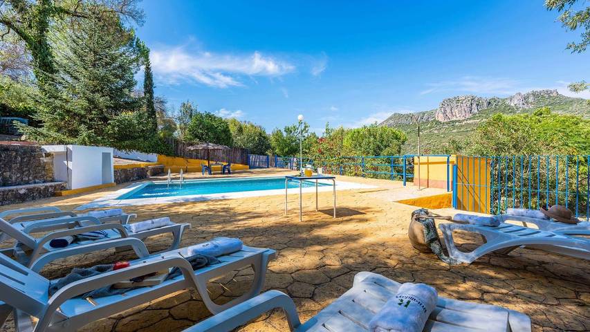 Chalet para 10 personas, con piscina y balcón/terraza en Parque natural de Los Alcornocales - 4