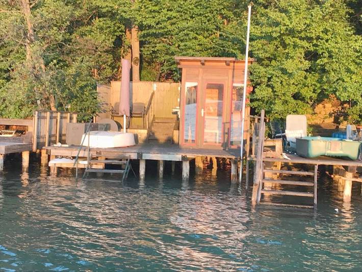 Ferienwohnung für 6 Personen, mit Terrasse und Garten sowie Seeblick und Ausblick in Schörfling am Attersee