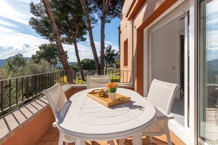 Appartement de vacances pour 5 personnes, avec jardin ainsi que balcon et piscine - 1