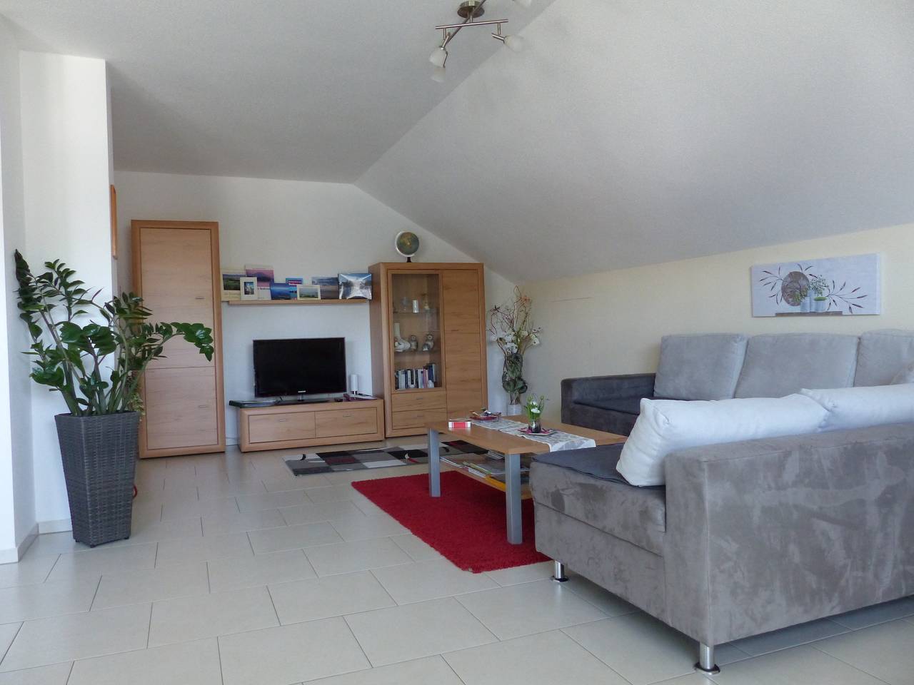 Ganze Ferienwohnung, Ferienwohnung Eva Heinemann - Ferienwohnung mit zwei Schlafzimmern, 84qm in Singen, Hegau