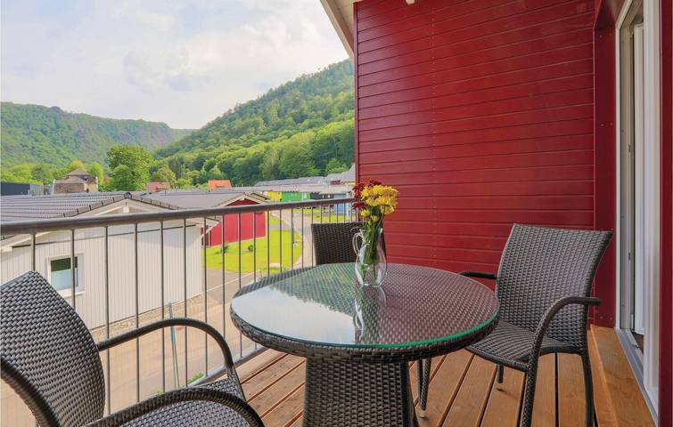 Ferienhaus für 8 Personen, mit Terrasse und Garten sowie Sauna und Ausblick in Thale - 4