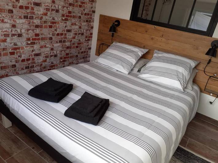 Gîte pour 2 personnes, avec terrasse à Champagné-les-Marais - 3