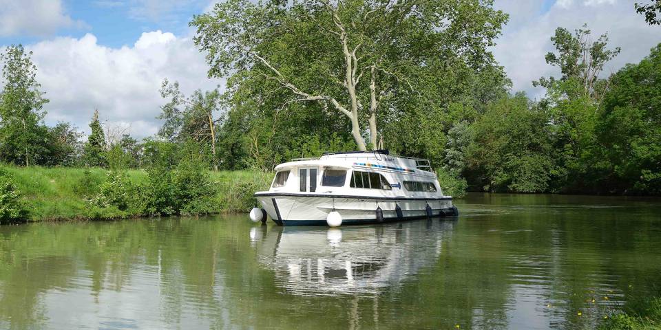 Boot für 10 Personen, mit Balkon/Terrasse und Terrasse in Burgund - 2
