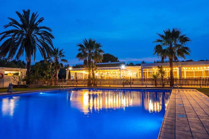 Camping para 6 personas, con Terraza y Piscina en Cataluña