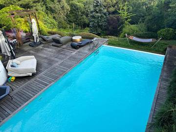 Maison d’hôte pour 2 personnes, avec piscine ainsi que jardin et sauna dans les Hauts-de-Seine