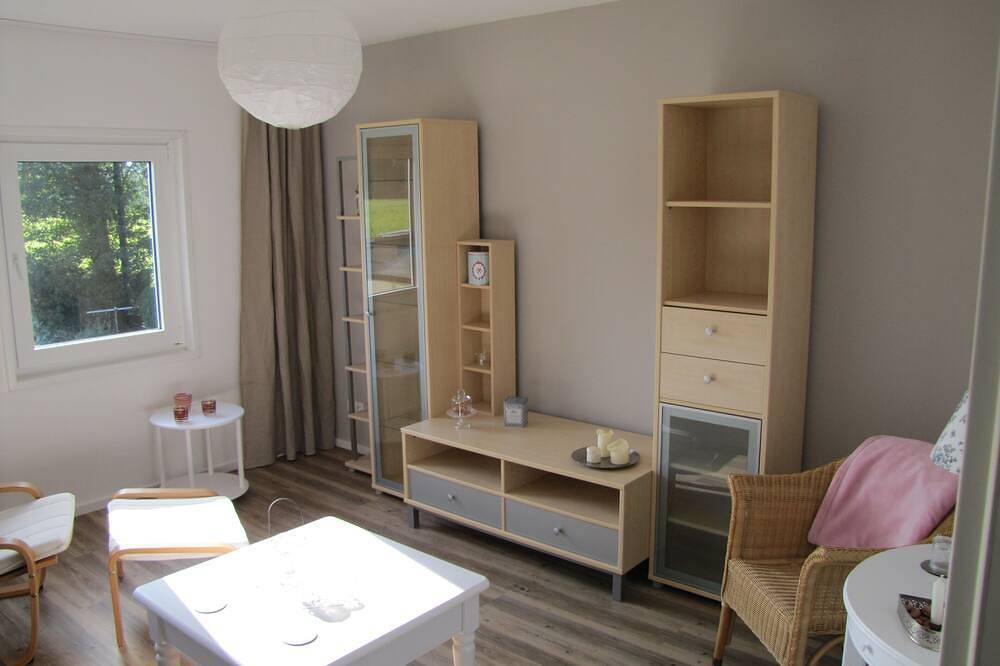 Ganze Wohnung, Helles modernes Wohlfühlappartment in Stuhr, Naturpark Wildeshauser Geest