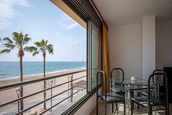Ganze Wohnung, Ferienwohnung für 4 Personen in Platja de Baix a Mar (Torredembarra), Torredembarra