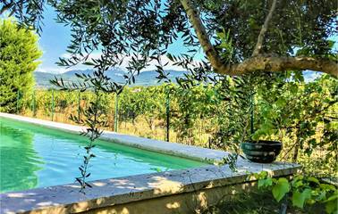 Maison de vacances pour 6 personnes, avec jardin ainsi que piscine et terrasse dans le Vaucluse