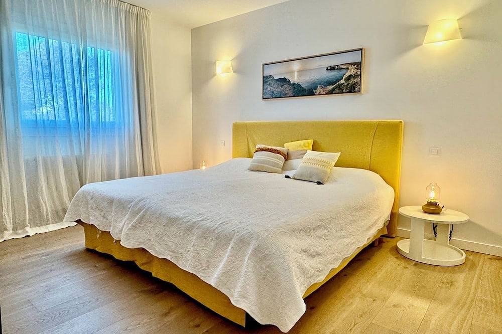 Traumvilla, 1. Linie Meer, Strandzugang, großer Pool mit Whirlzone, Wlan in Cala Anguila, Manacor