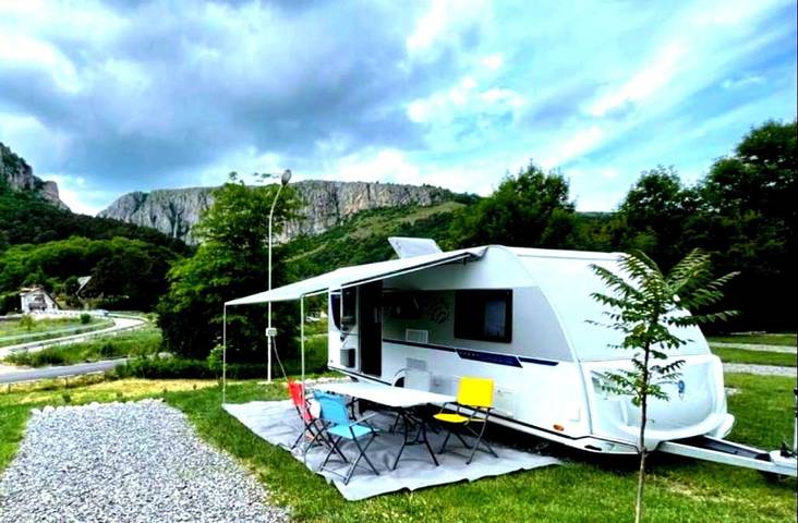 Camping für 4 Personen, mit Pool und Ausblick sowie Garten, mit Haustier im Salzburger Land