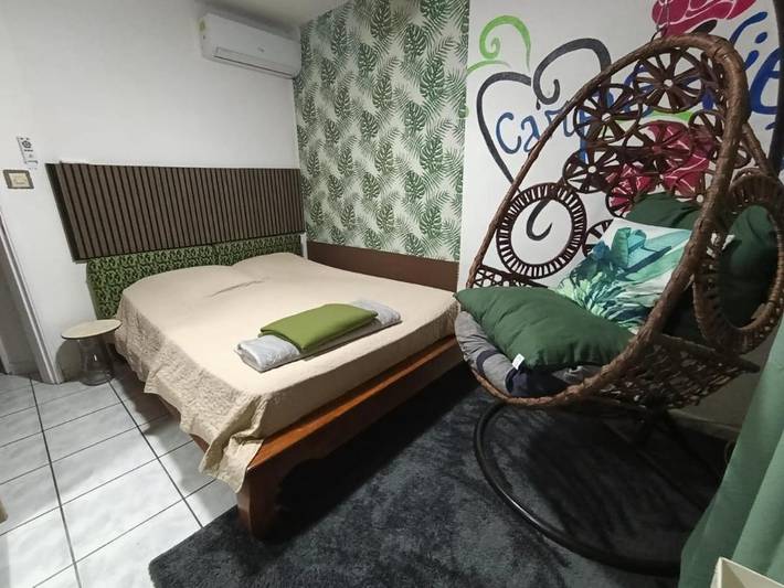 Location de vacances pour 7 personnes, avec sauna et terrasse ainsi que jardin et piscine, animaux acceptés dans Sainte-Anne (Reunion) - 4