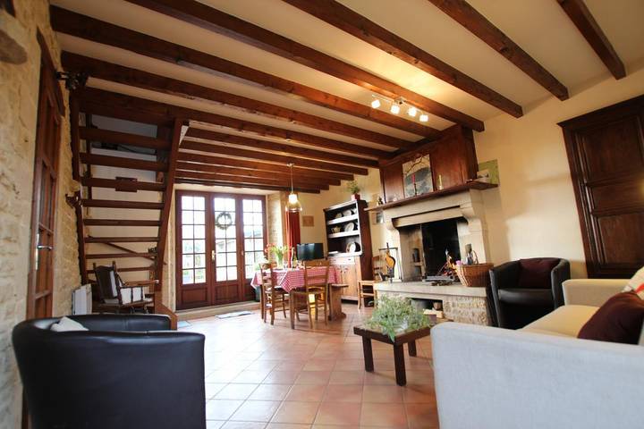 Gîte pour 6 personnes, avec jardin et terrasse, animaux acceptés