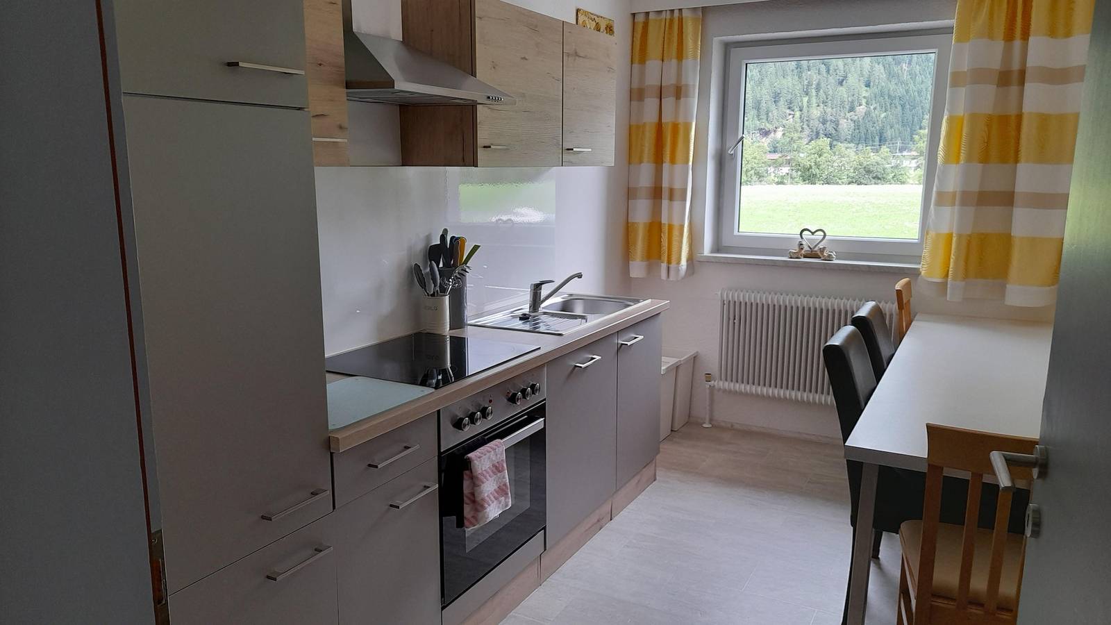 Ganze Ferienwohnung, Appartement für 3-4 Personen in Längenfeld, Ötztal