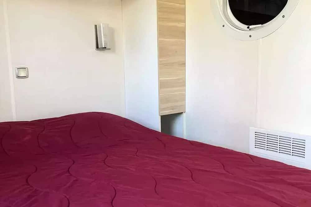 Appartement in Saint-Julien-de-Peyrolas, Région de Nîmes