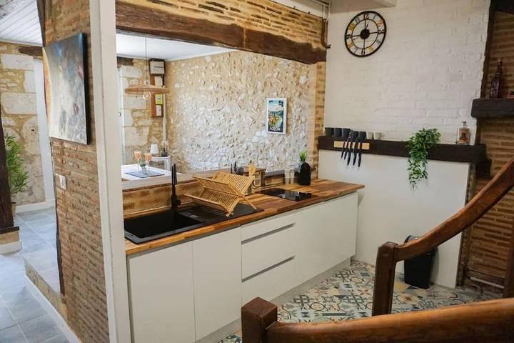 Location de vacances pour 6 personnes, avec Terrasse et Jardin à Bouniagues