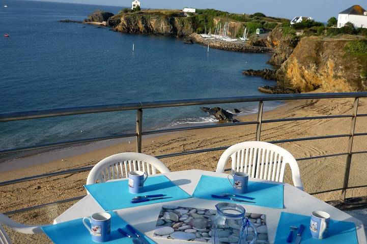 Gîte pour 6 personnes, avec balcon dans Office De Tourisme De Clohars Carnoet