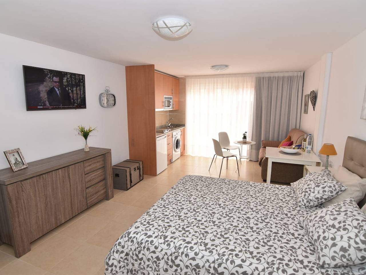 Estudio entero, Hermoso Estudio Moderno con Terraza en Puerto de la Cruz in Puerto de la Cruz, Tenerife Norte