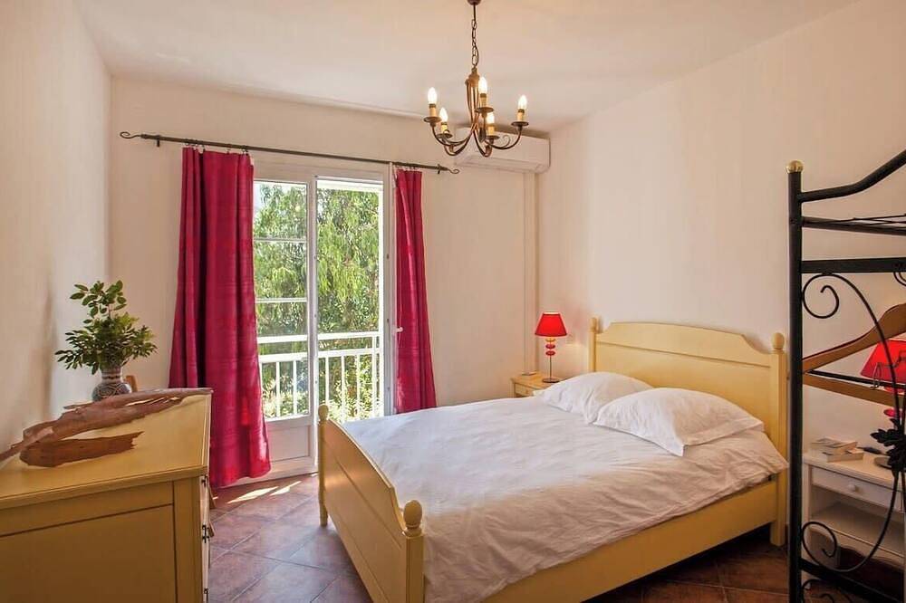 Appartamento intero, Casa Catarelli. in Farinole, Calvi e dintorni