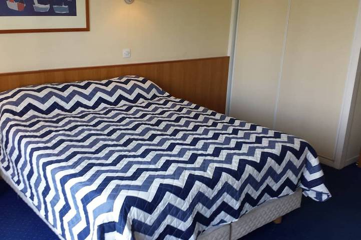 Gîte pour 2 personnes, avec balcon à Courbevoie - 2