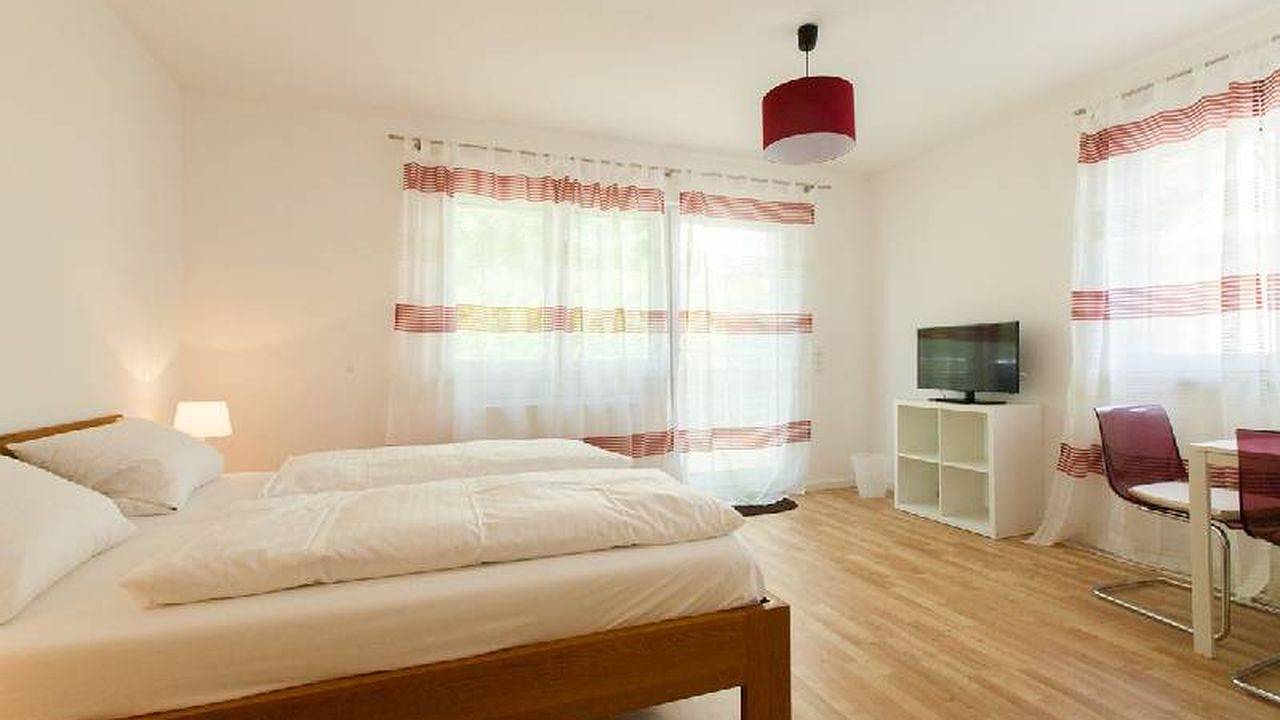 Doppelzimmer für 2 Personen in Uhldingen-Mühlhofen in Uhldingen-Mühlhofen, Region Bodensee-Oberschwaben