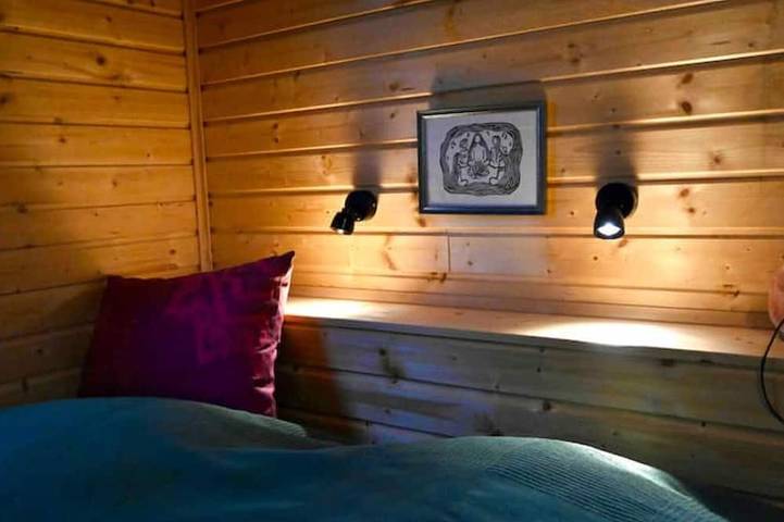 Blockhütte für 2 Personen, mit Terrasse und Garten sowie Sauna in Mecklenburgische Seenplatte - 4