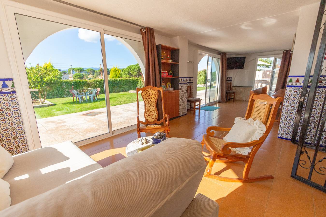 Beautiful villa just 25 km from the beach of Lloret de Mar in Sils, Provincia de Gerona